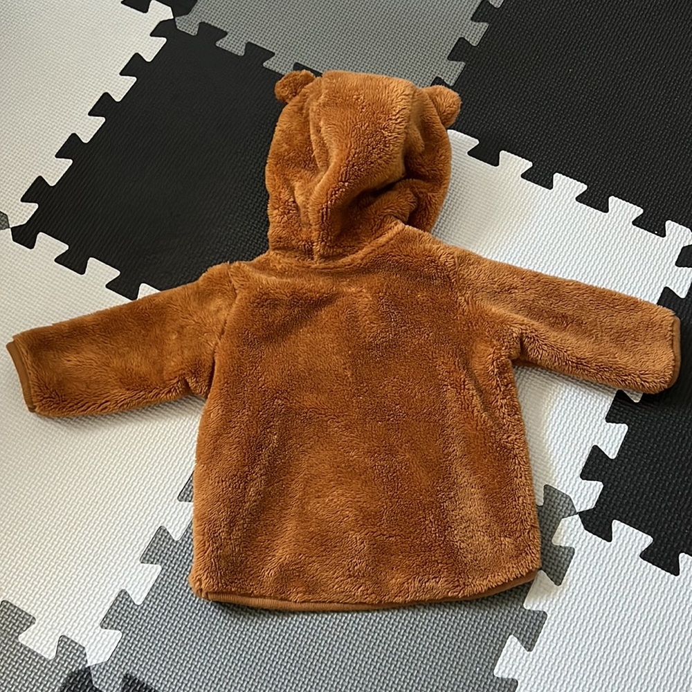 H&M Cozy Set - Picture 6 of 9